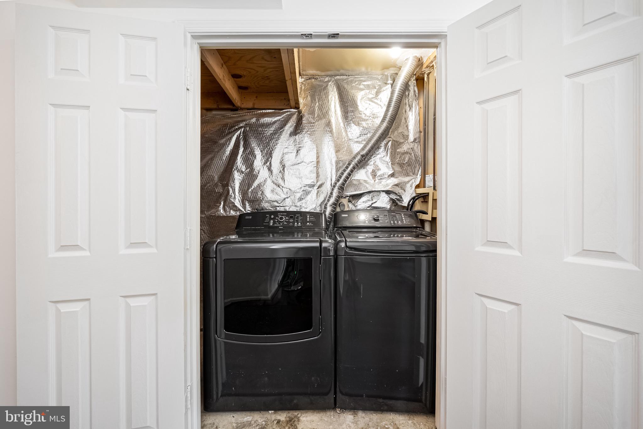 WOODVIEW VILLAGE - Residential