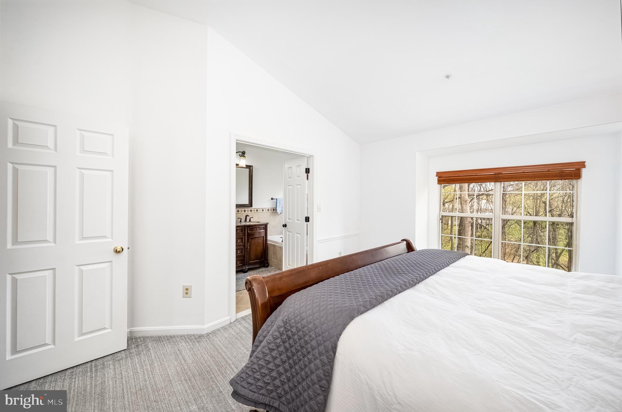 WOODVIEW VILLAGE - Residential