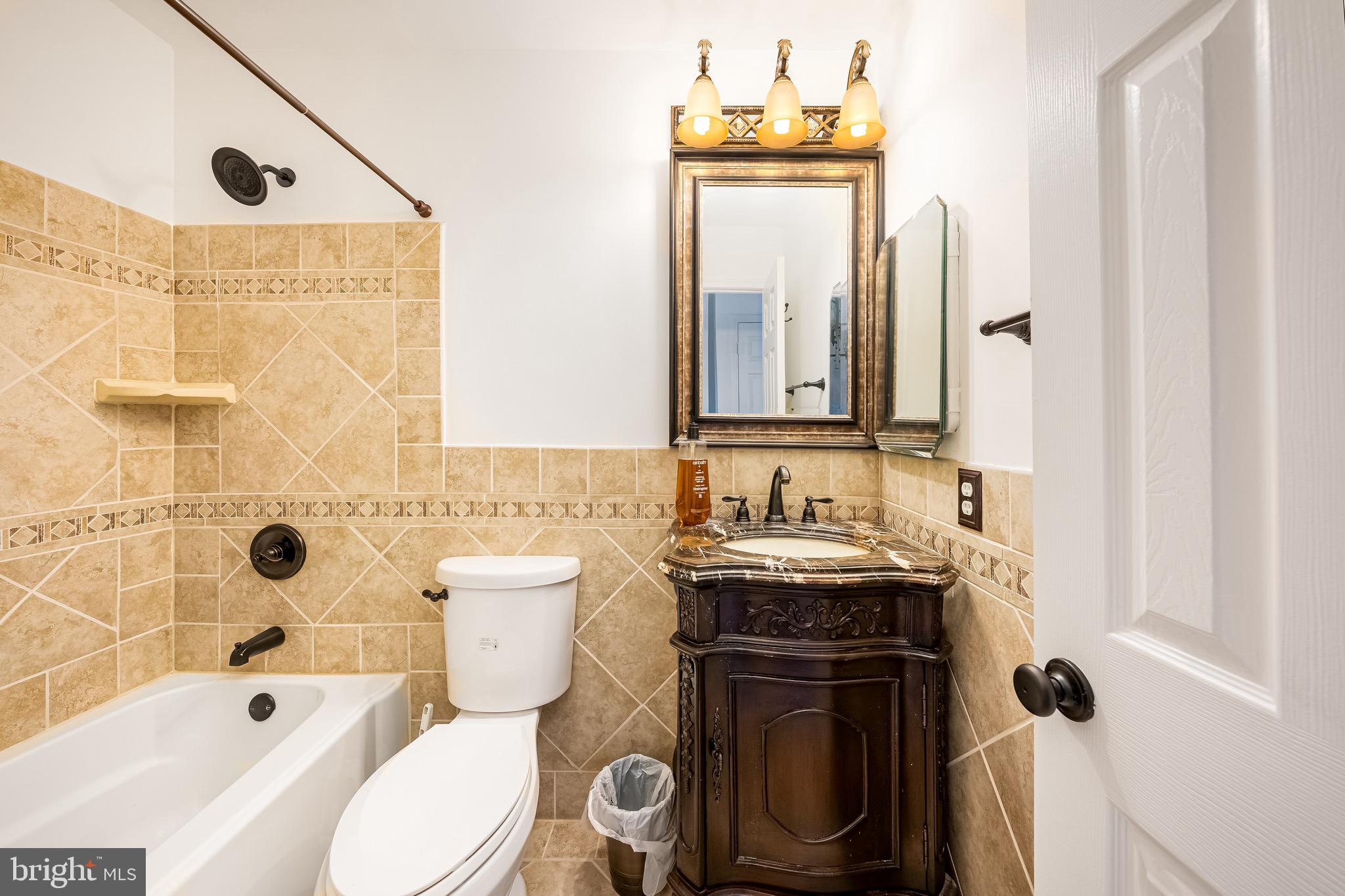 WOODVIEW VILLAGE - Residential