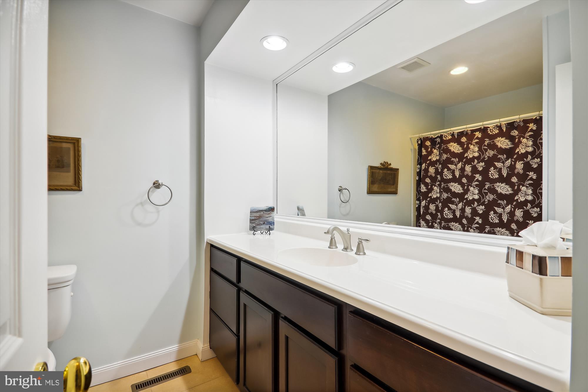 LONGRIDGE AT BELAIR - Residential