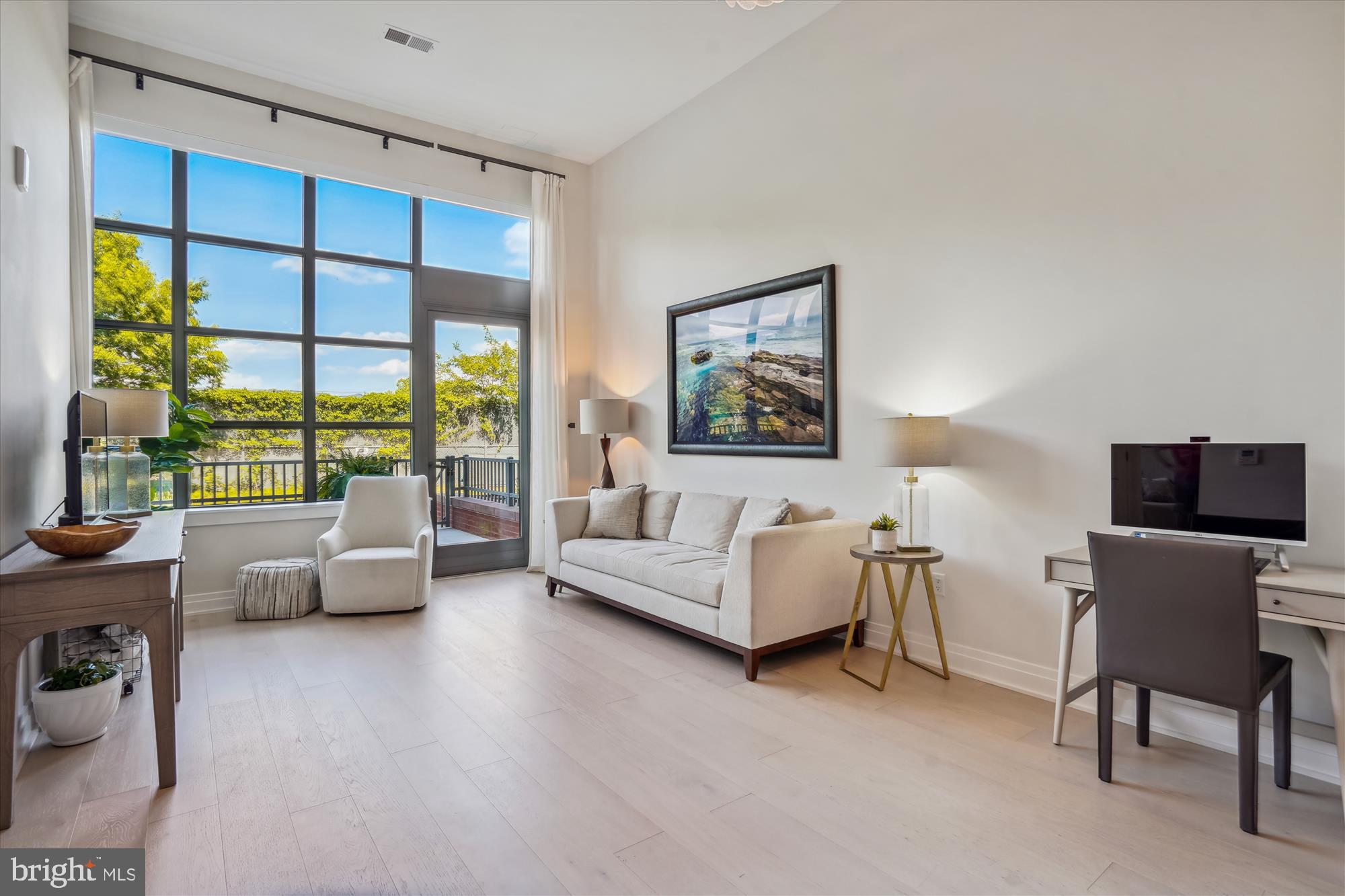 OLD TOWN NORTH - Residential