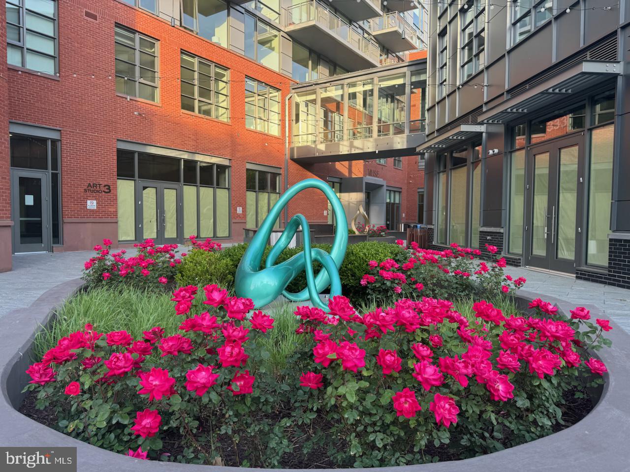 OLD TOWN NORTH - Residential