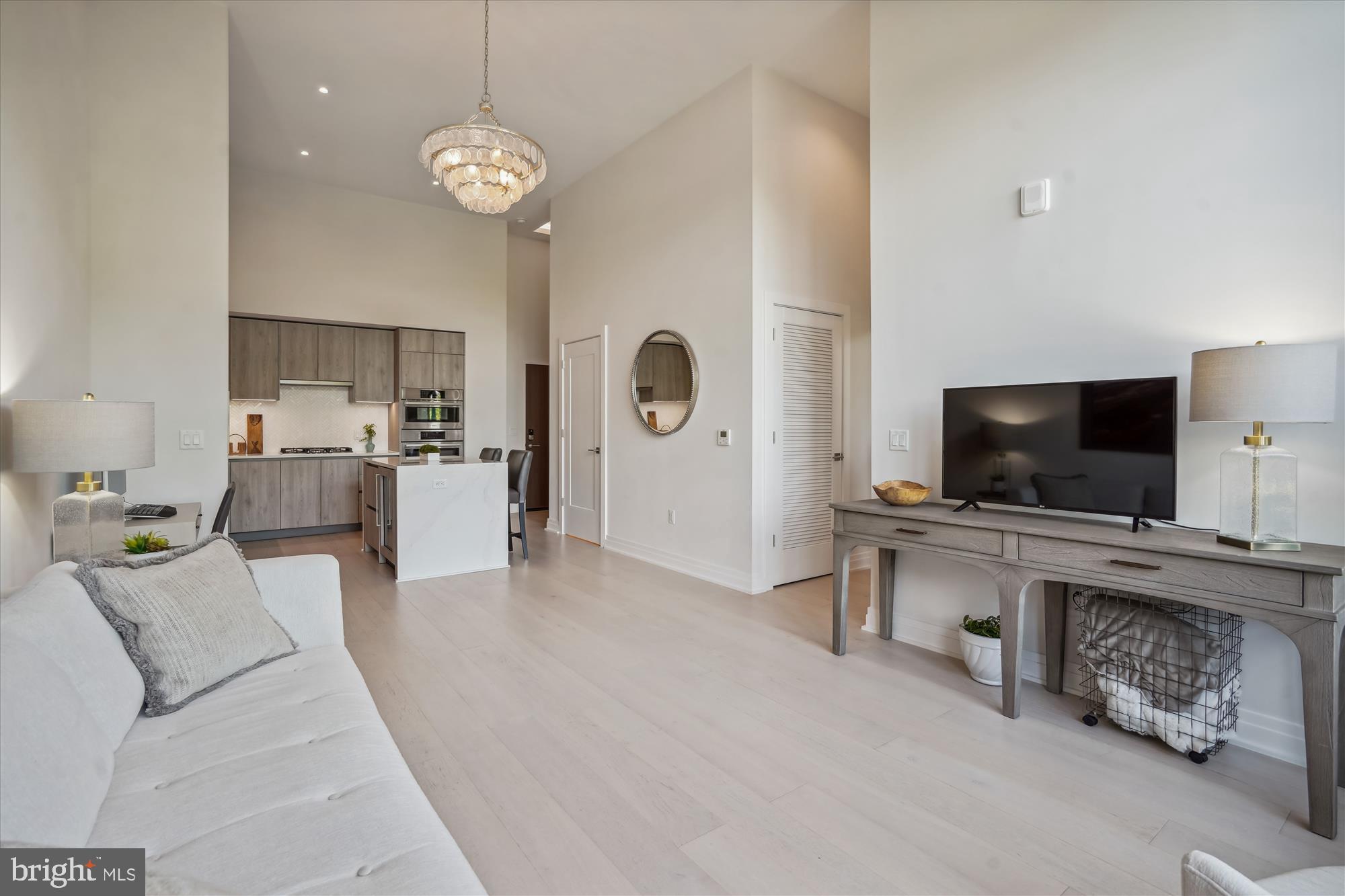 OLD TOWN NORTH - Residential