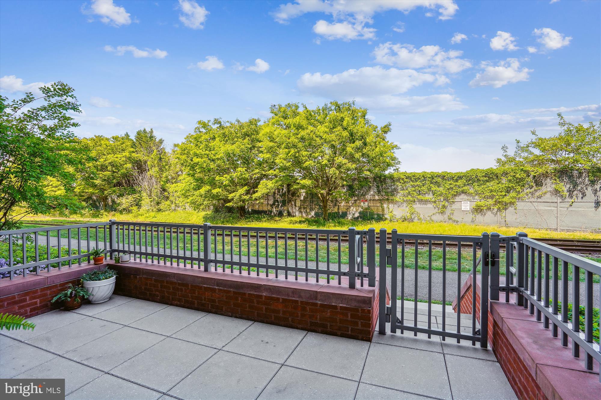 OLD TOWN NORTH - Residential