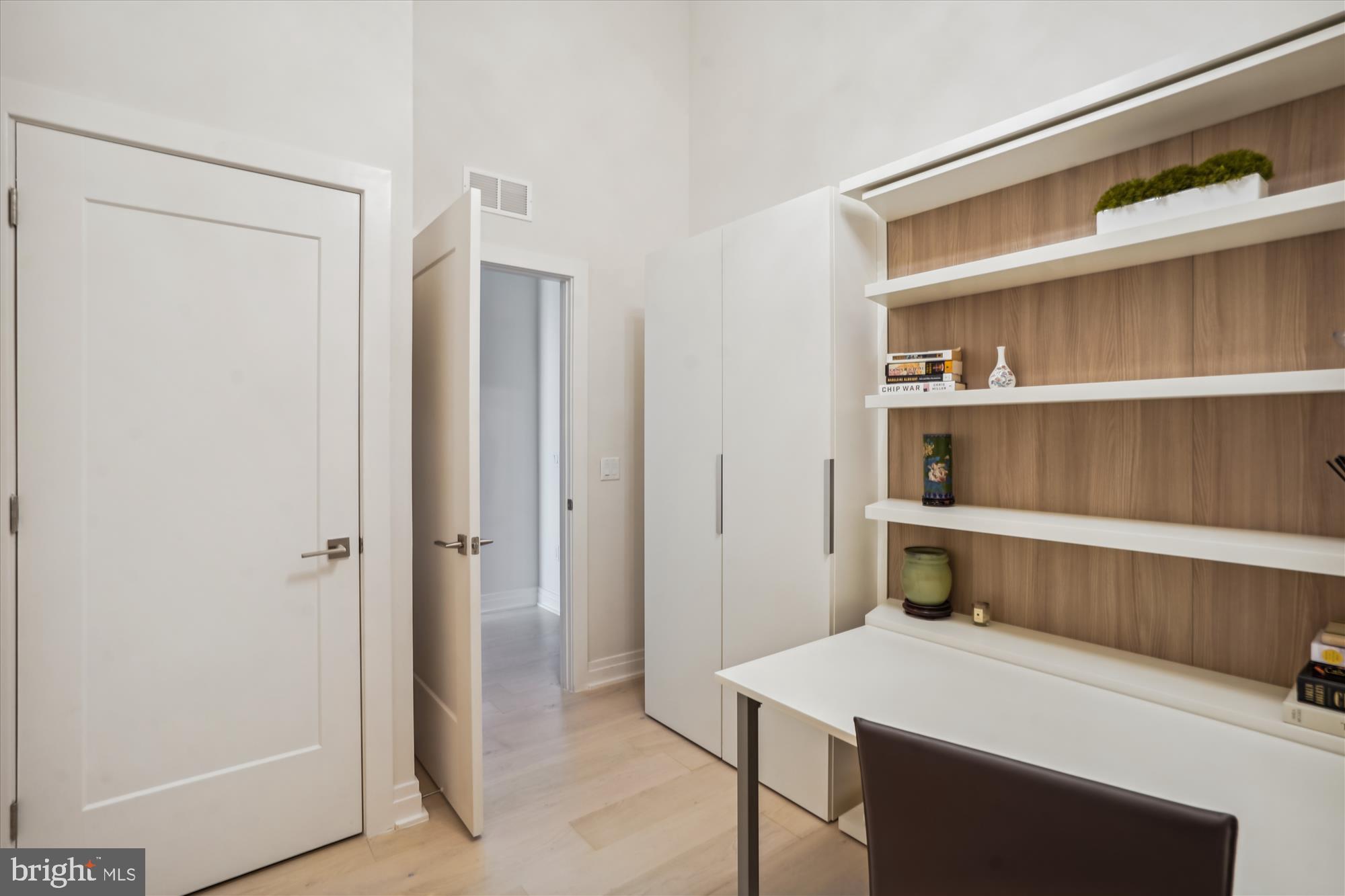 OLD TOWN NORTH - Residential