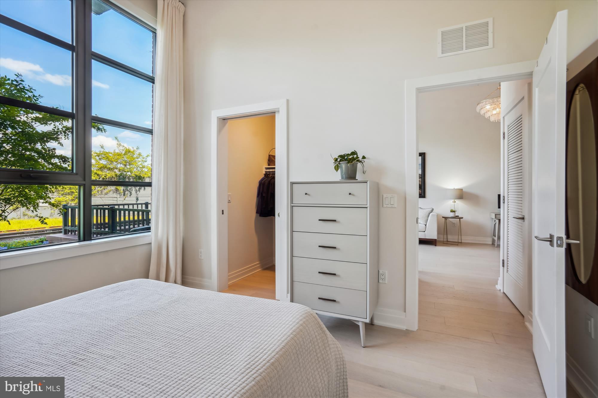 OLD TOWN NORTH - Residential