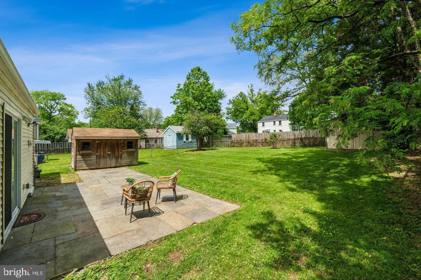 GLENMONT VILLAGE - Residential Lease