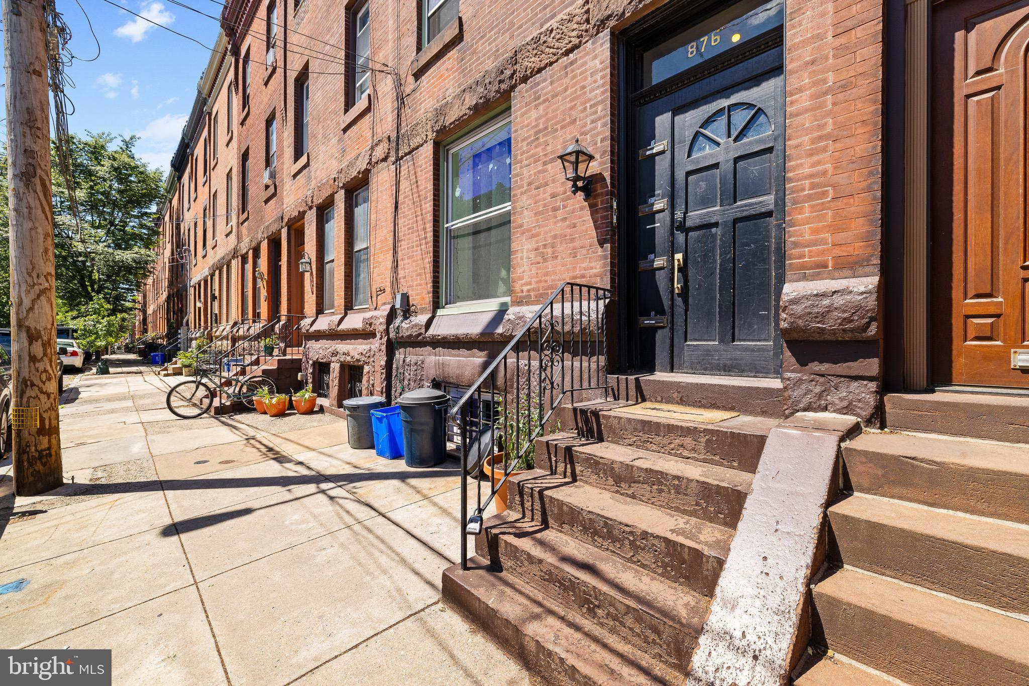 FAIRMOUNT - Residential Lease