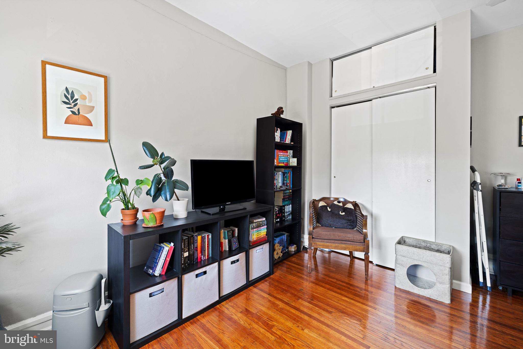 FAIRMOUNT - Residential Lease