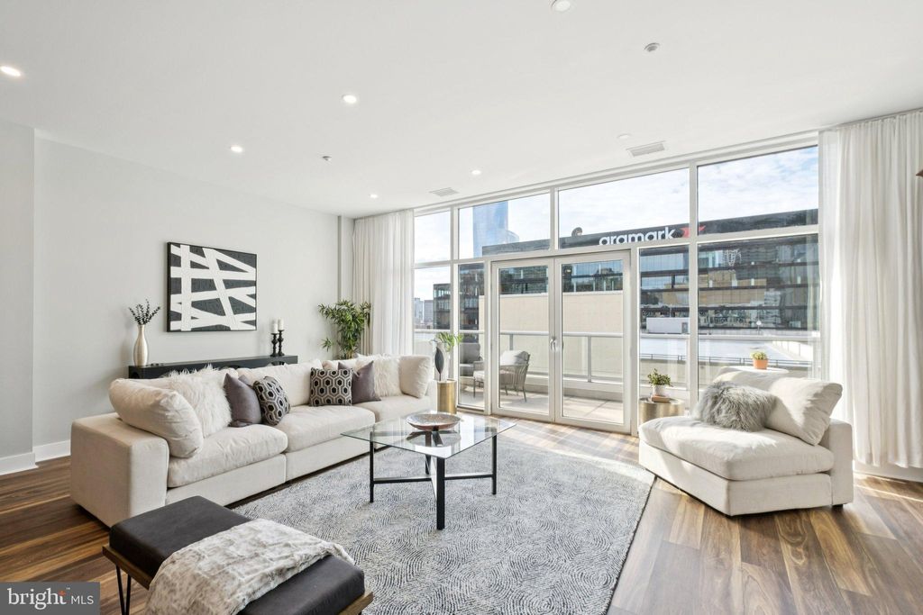 Photo of 23 S 23rd Street #7D, PHILADELPHIA, PA 19103 (MLS # PAPH2587678)