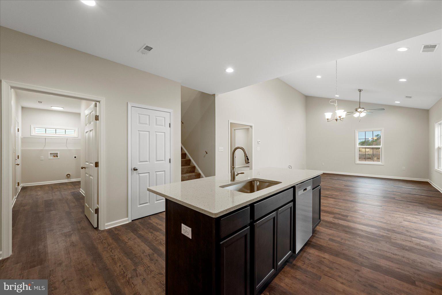 SOVEREIGN VILLAGE - Residential