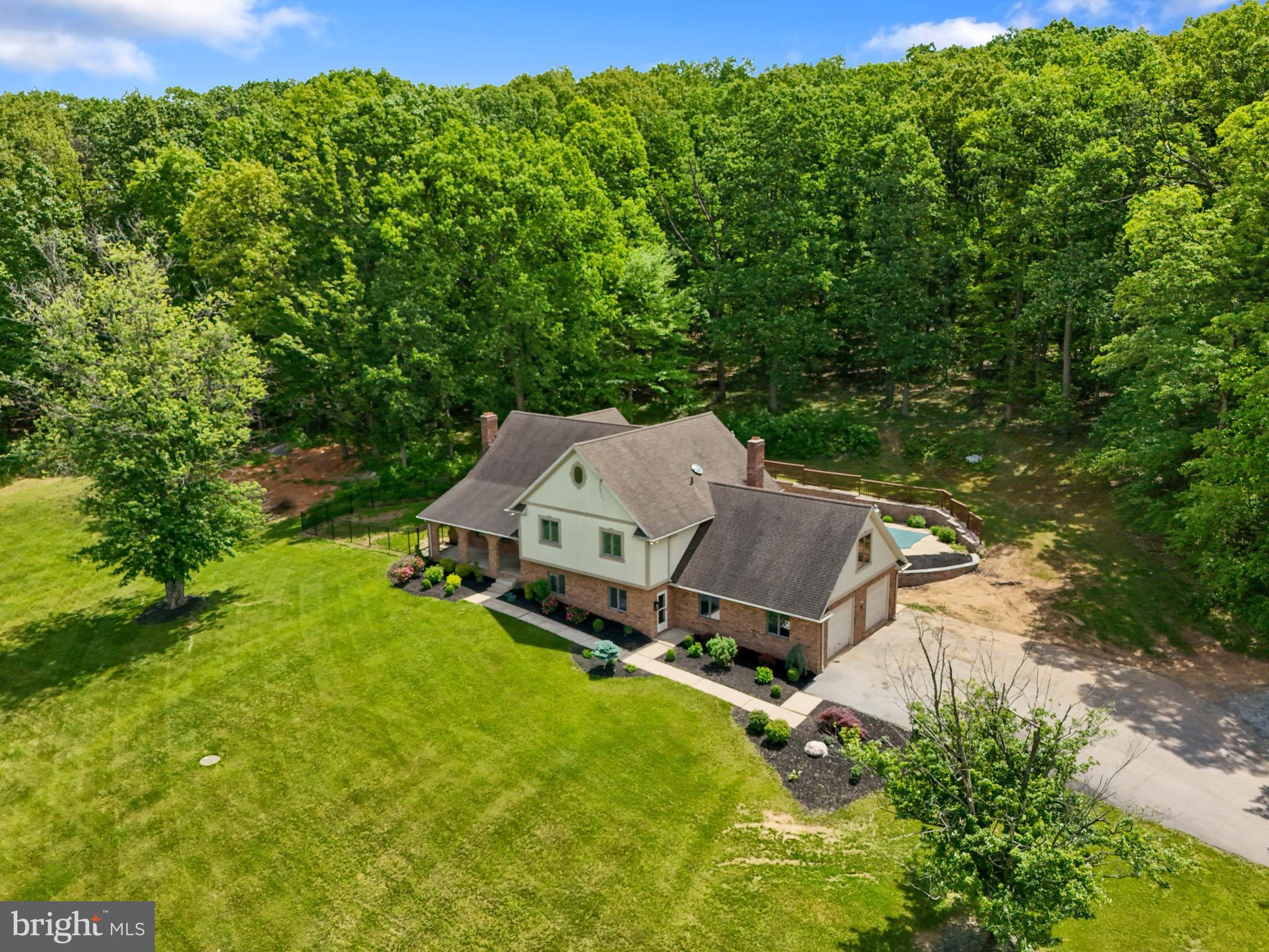 2855 SPRINGWOOD ROAD