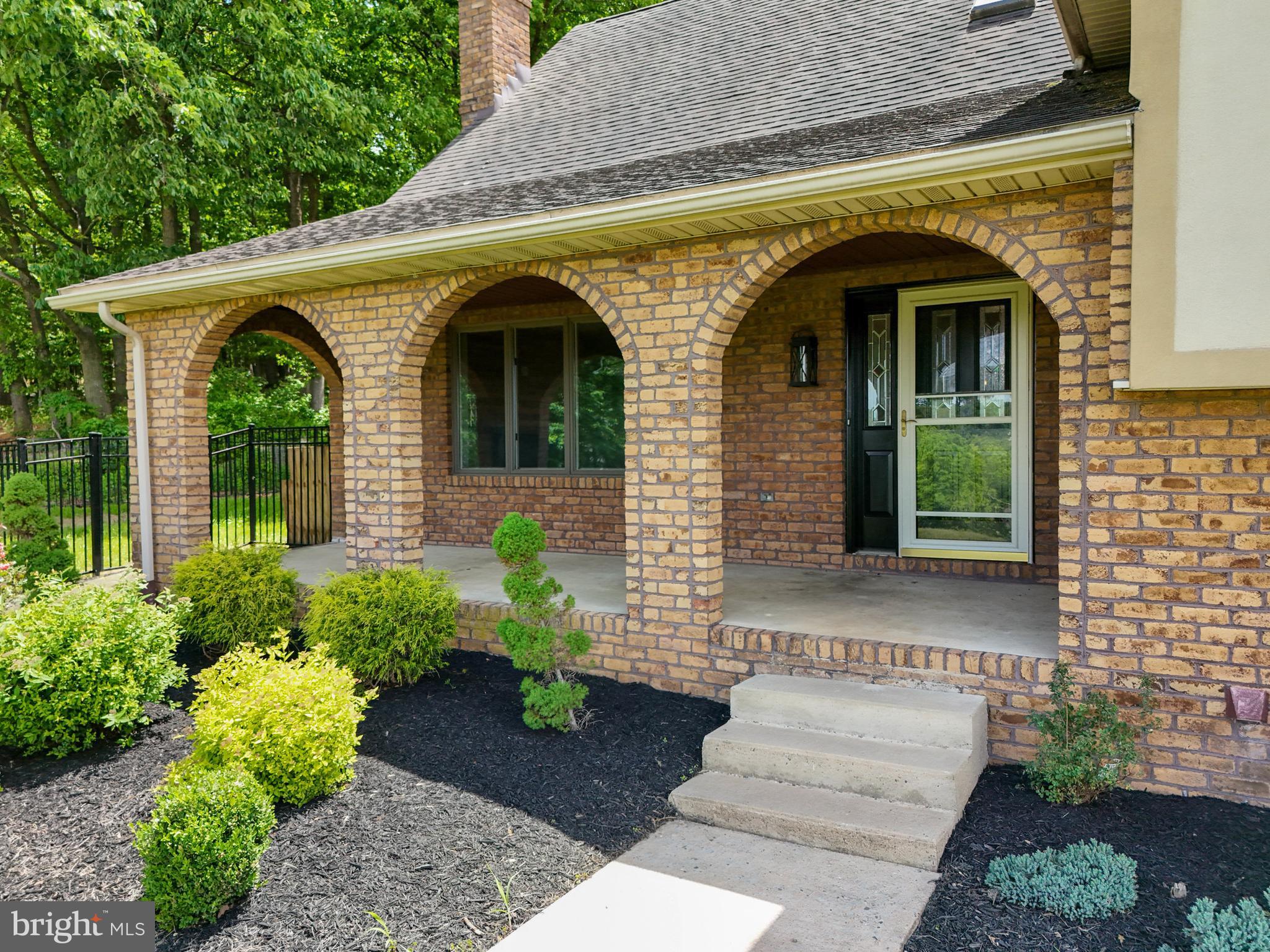 2855 SPRINGWOOD ROAD