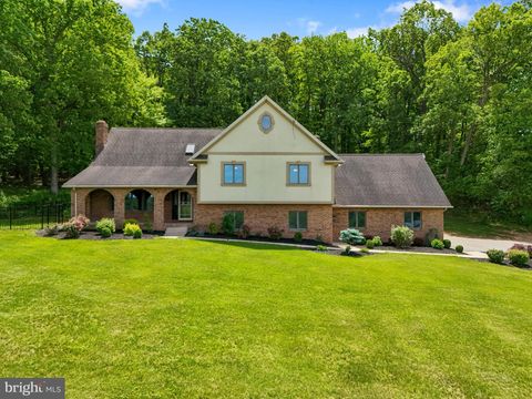 2855 SPRINGWOOD ROAD YORK PA 17403