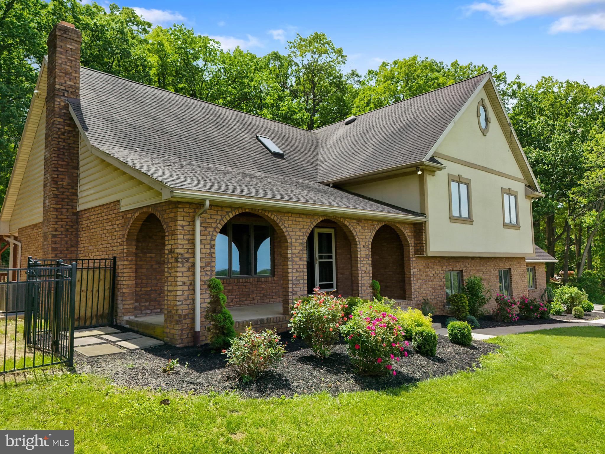 2855 SPRINGWOOD ROAD