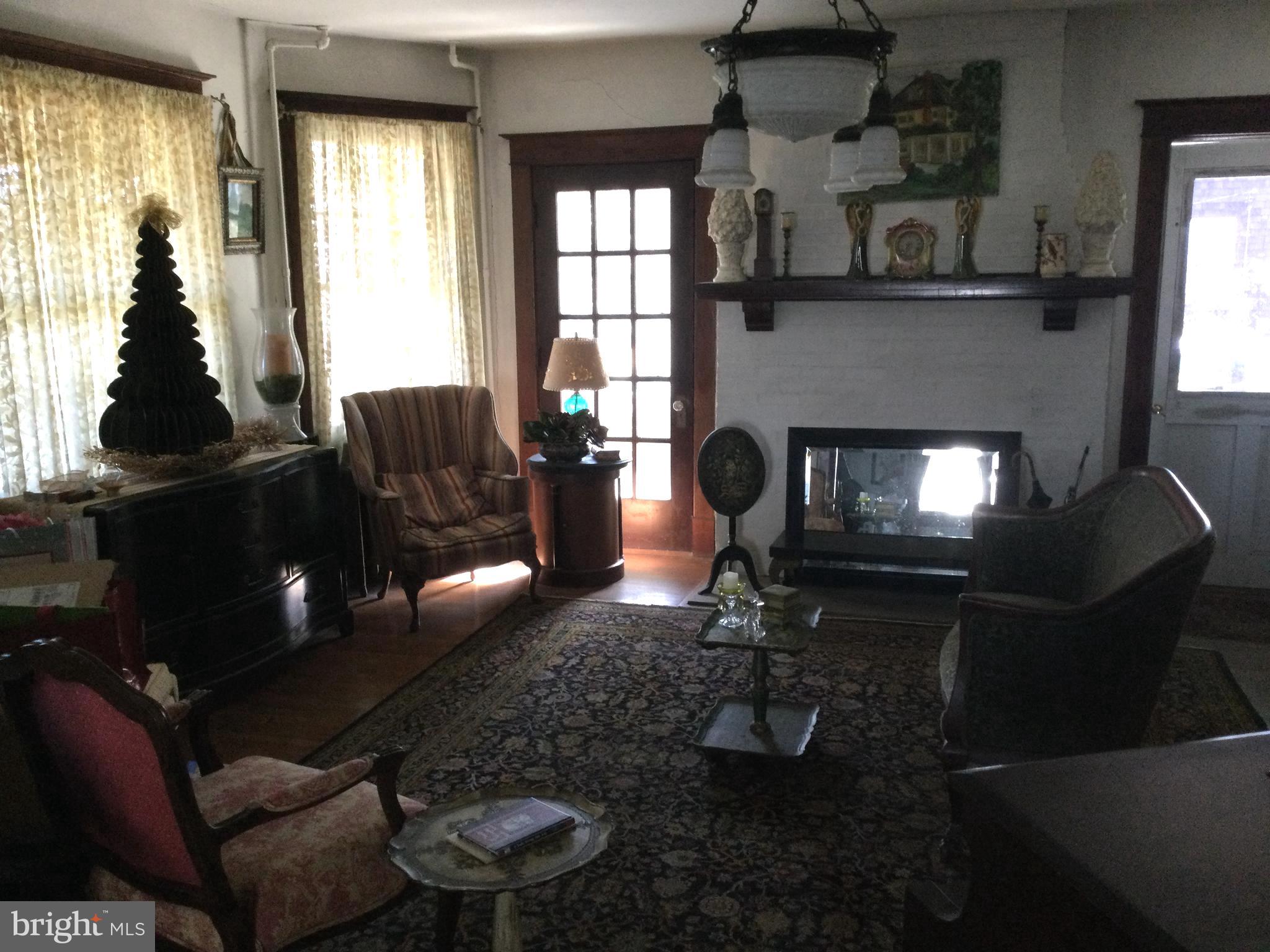 TOWN OF TRAPPE - Residential