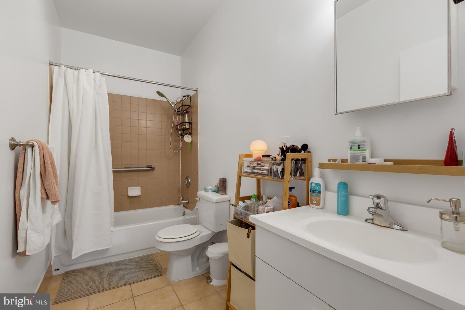 NORTHERN LIBERTIES - Residential Lease