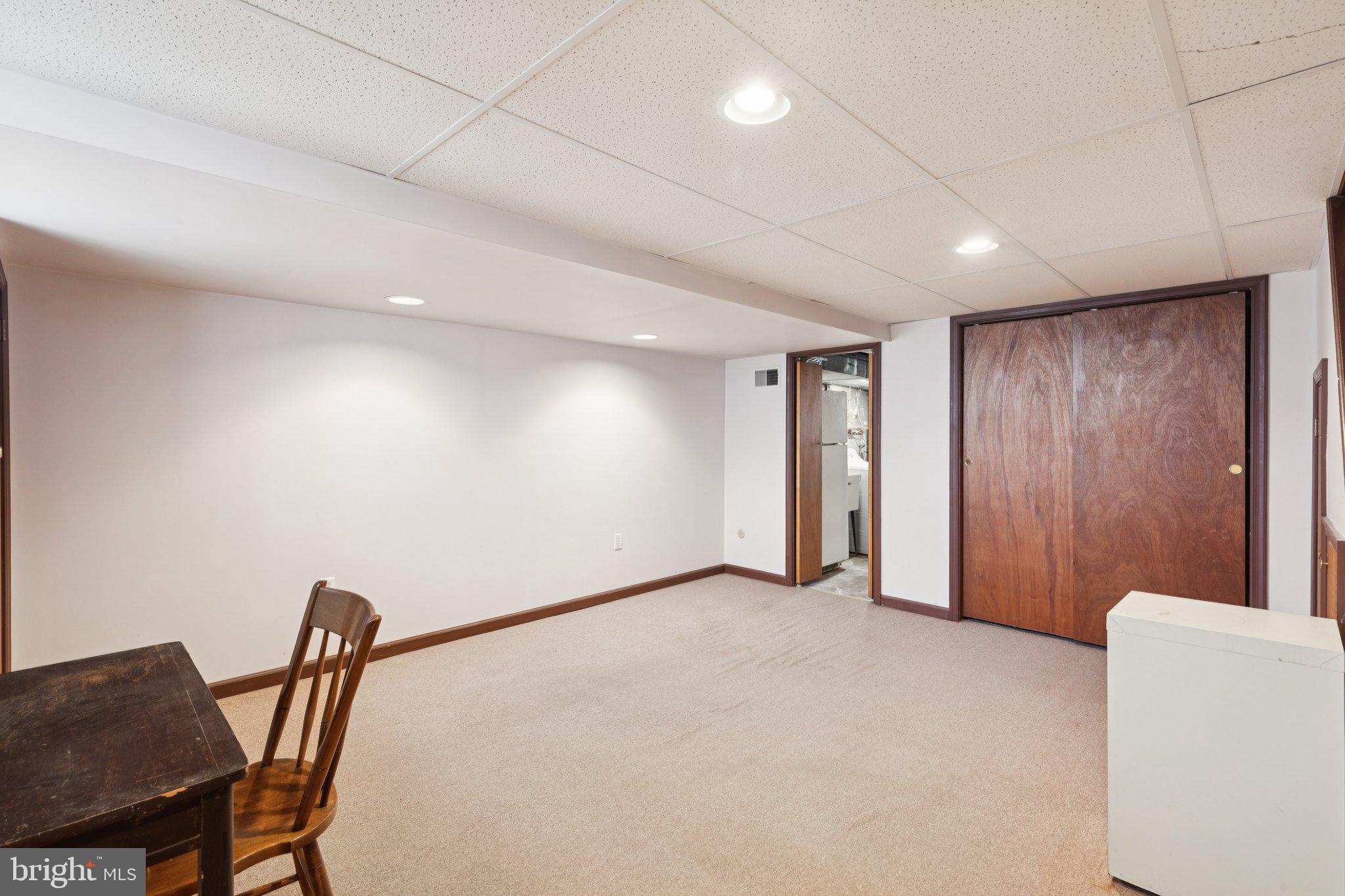 MAYFAIR - Residential