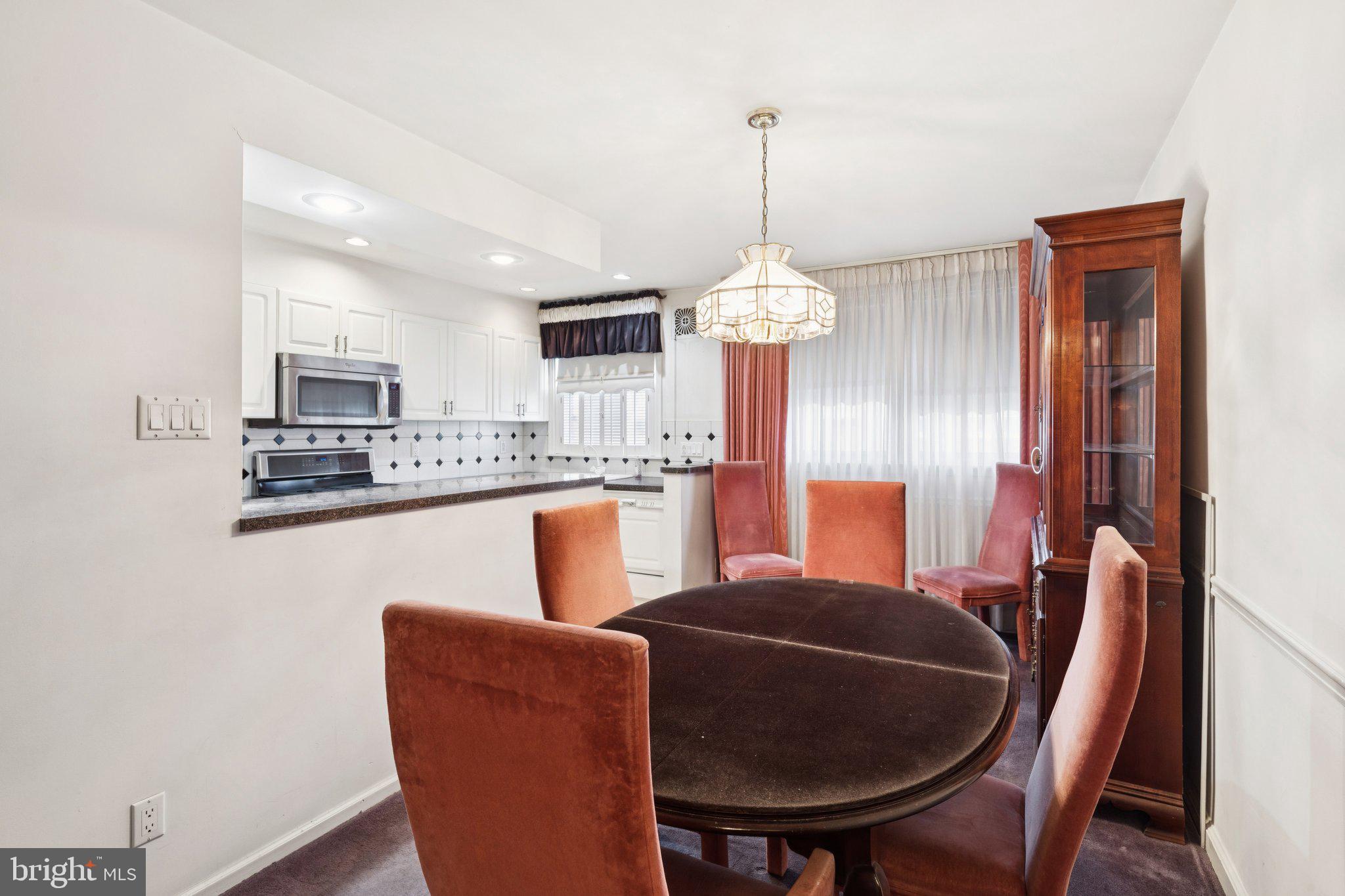 MAYFAIR - Residential