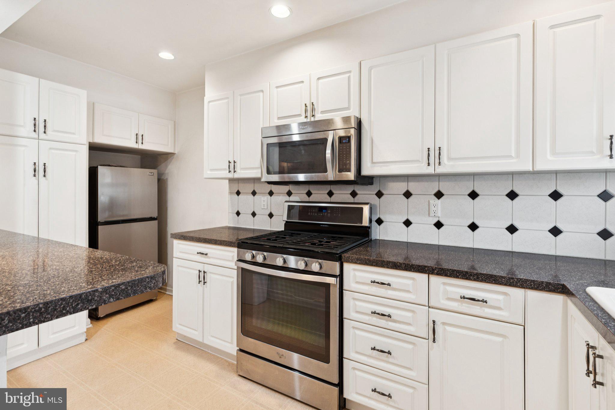 MAYFAIR - Residential