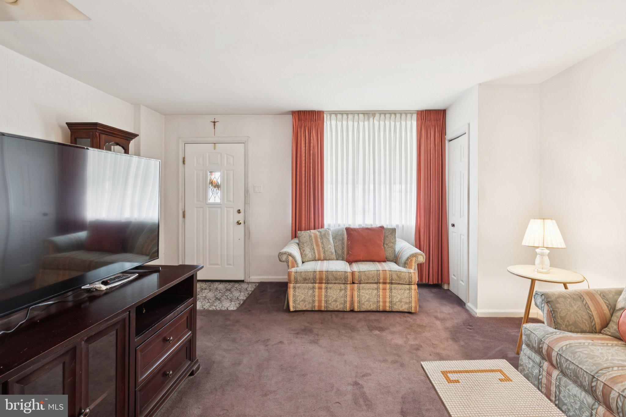 MAYFAIR - Residential