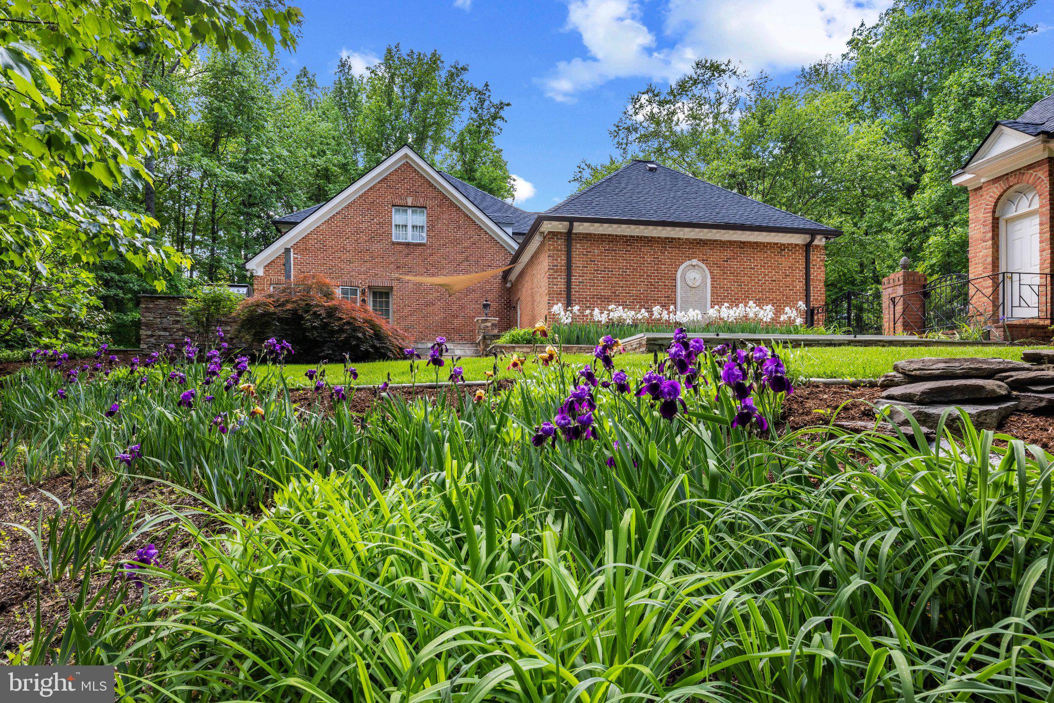 BELVOIR FARMS - Residential