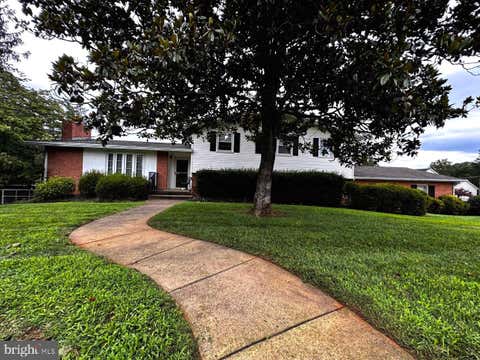 Photo of 7260 Mosby Drive, WARRENTON, VA 20187 (MLS # VAFQ2023572)