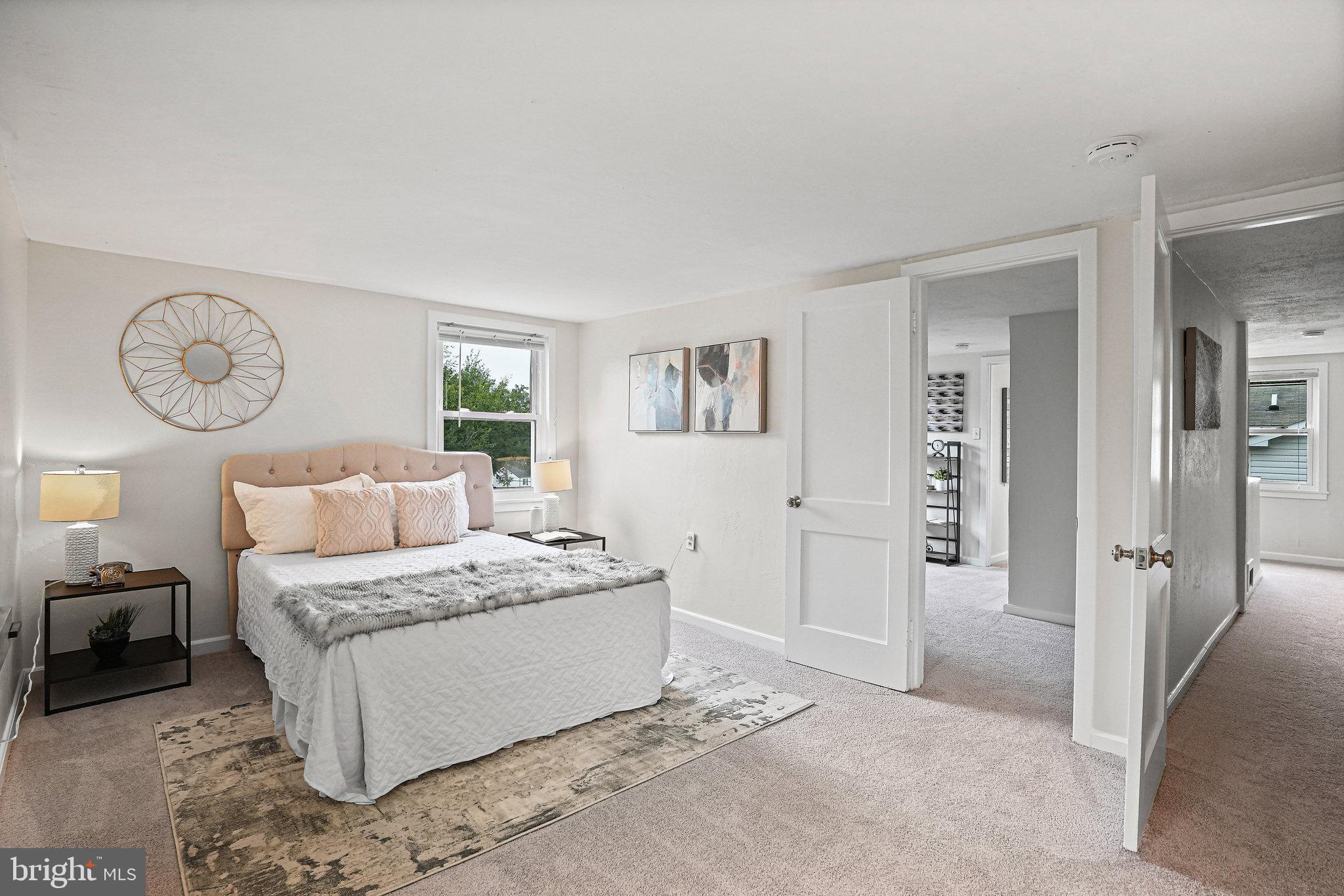 WHEATON CREST - Residential