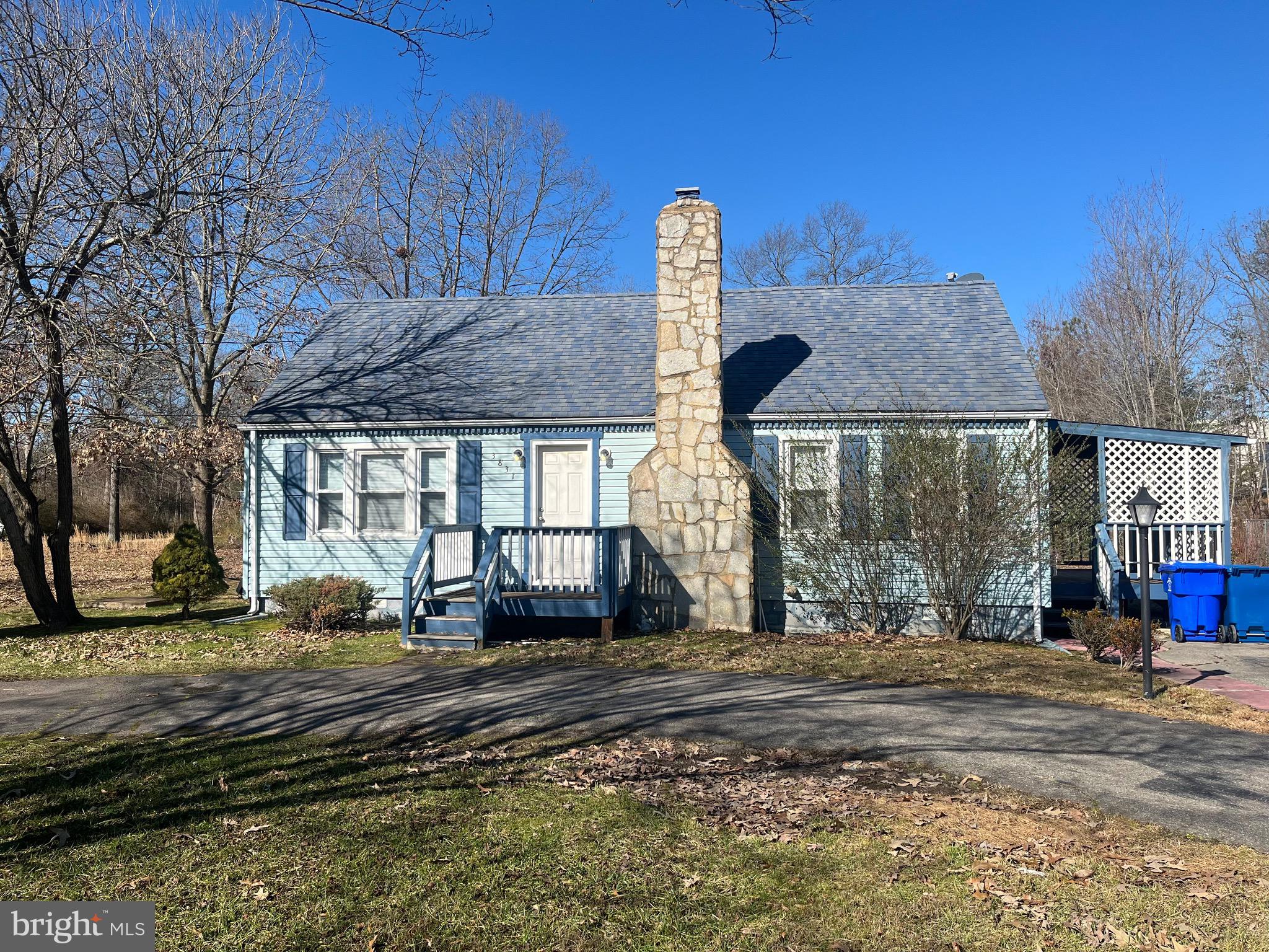 WALDORF PARK - Residential Lease