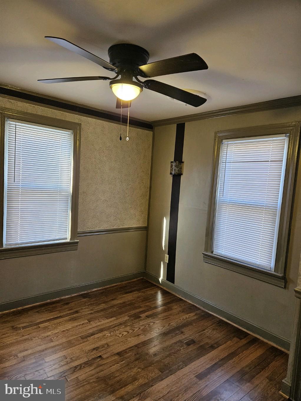 WALDORF PARK - Residential Lease