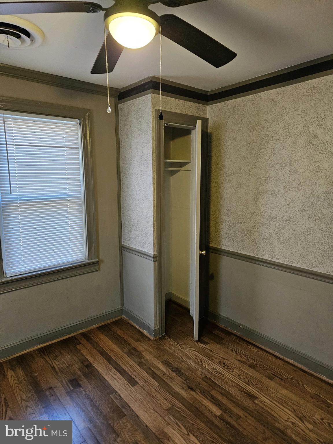 WALDORF PARK - Residential Lease