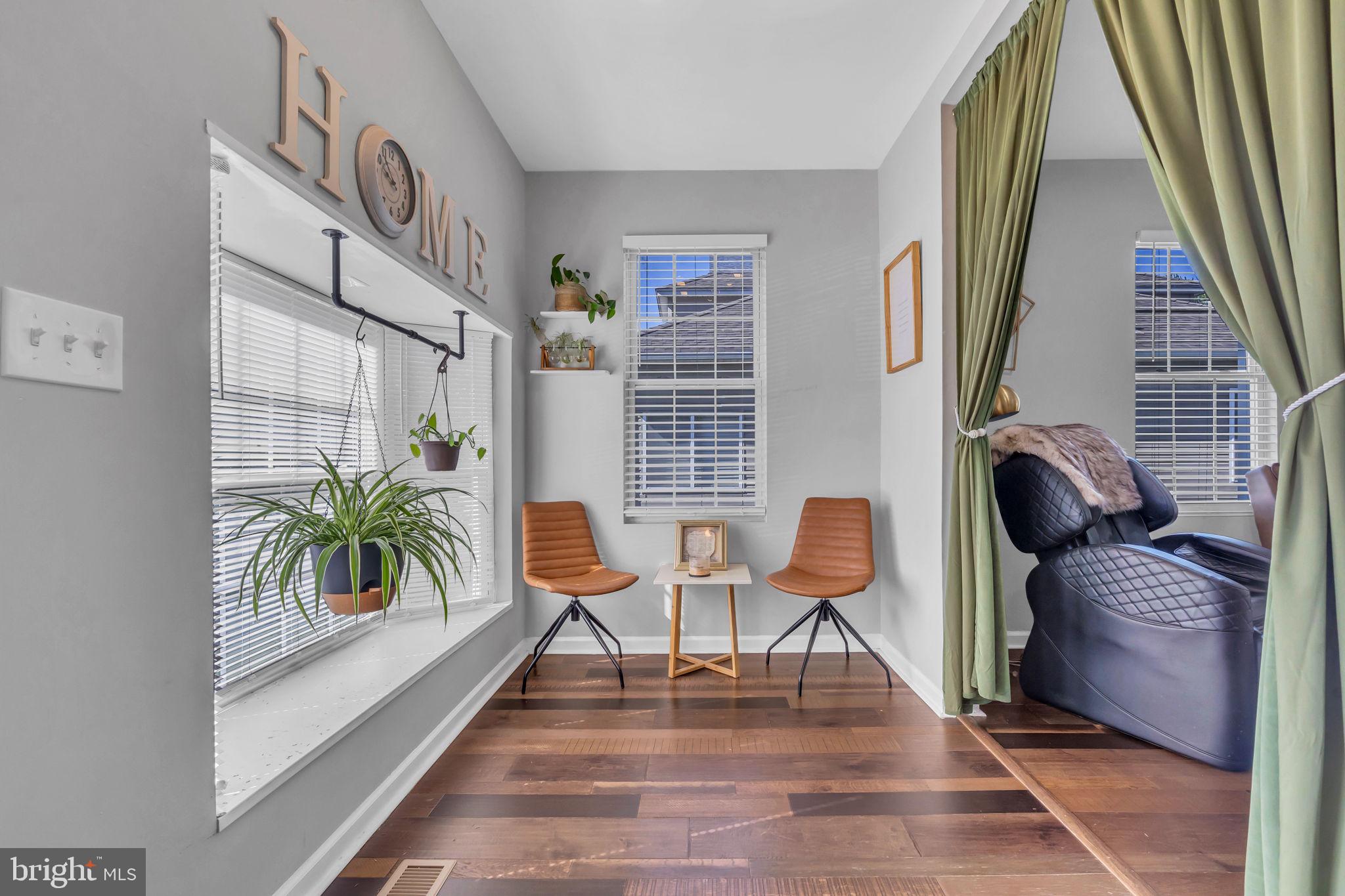 LAURAVILLE HISTORIC DISTRICT - Residential