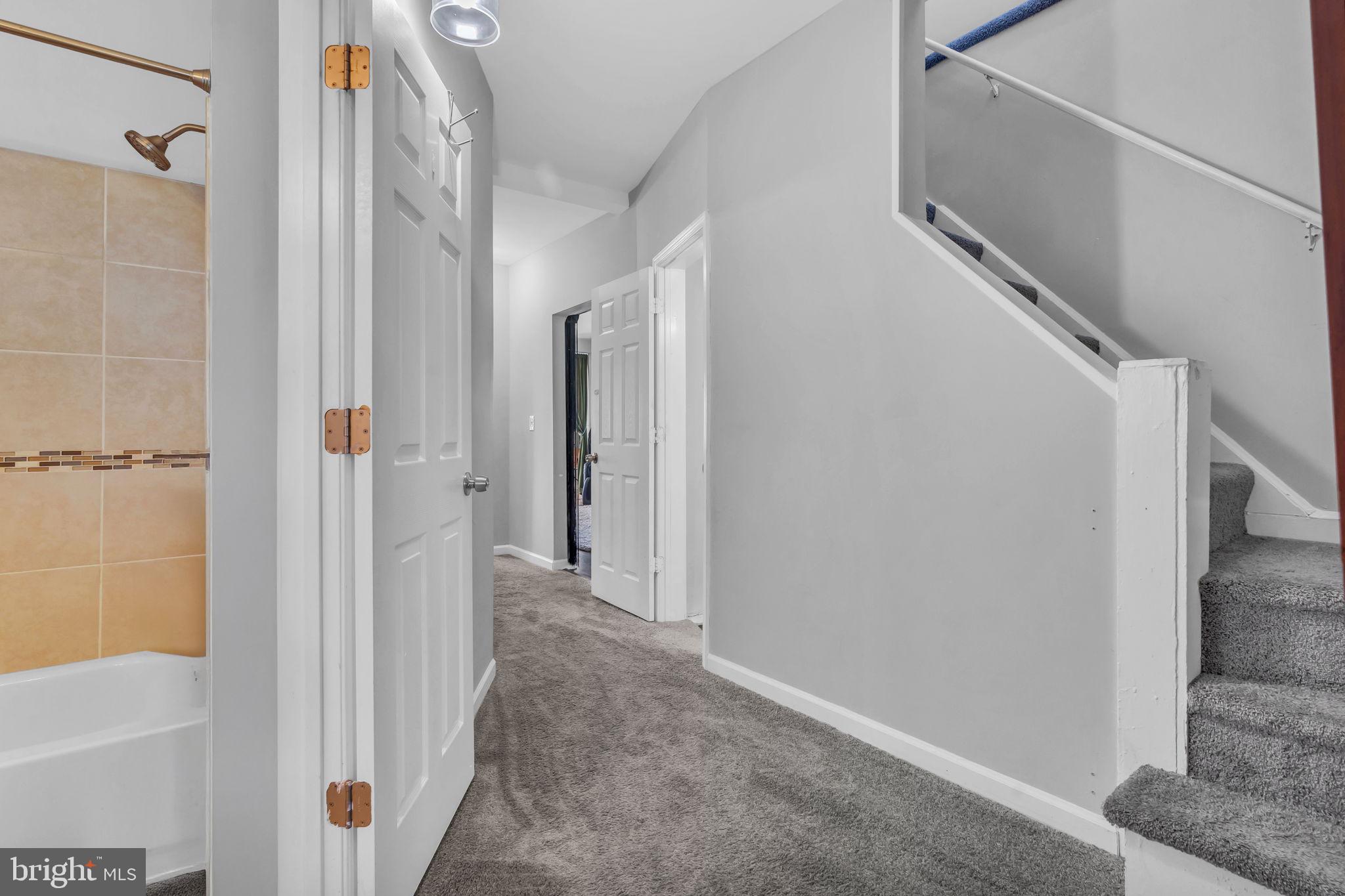 LAURAVILLE HISTORIC DISTRICT - Residential