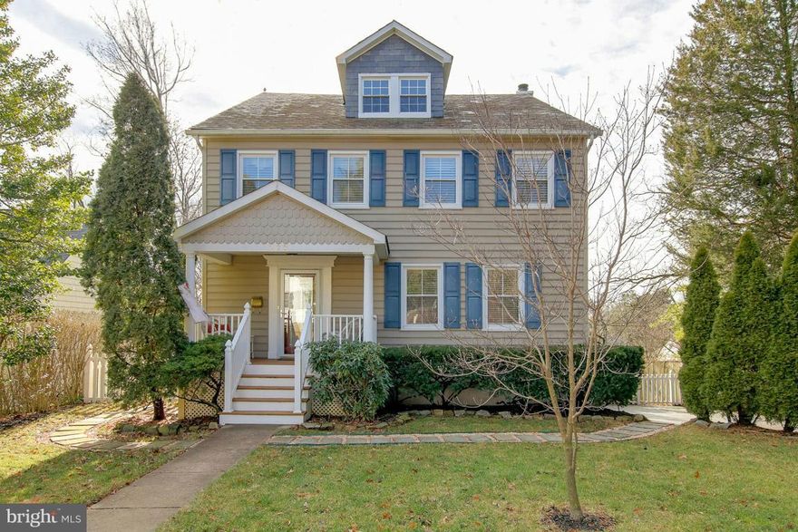 Think Roland Park in Idlewylde- truly exceptional home in mint condition. Stoneleigh Schools. 4 finished levels w 4 brs, 5 baths. Wonderful fam rm, fabulous screened porch, hot tub overlook'g private landscapd lot. Fully renovated 2004-2015.Terrific fin LL w kit & bath & tons of room. Wood flrs on all 3 upper flrs. Zoned HVAC. Newer windows. Well insulated & cozy. Easy commute to Hopkins Hospital.