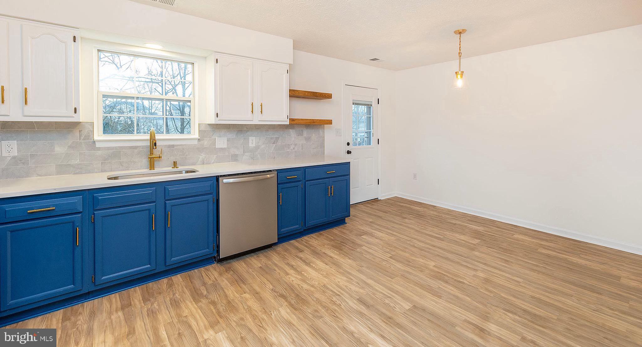 CARLISLE ESTATES - Residential