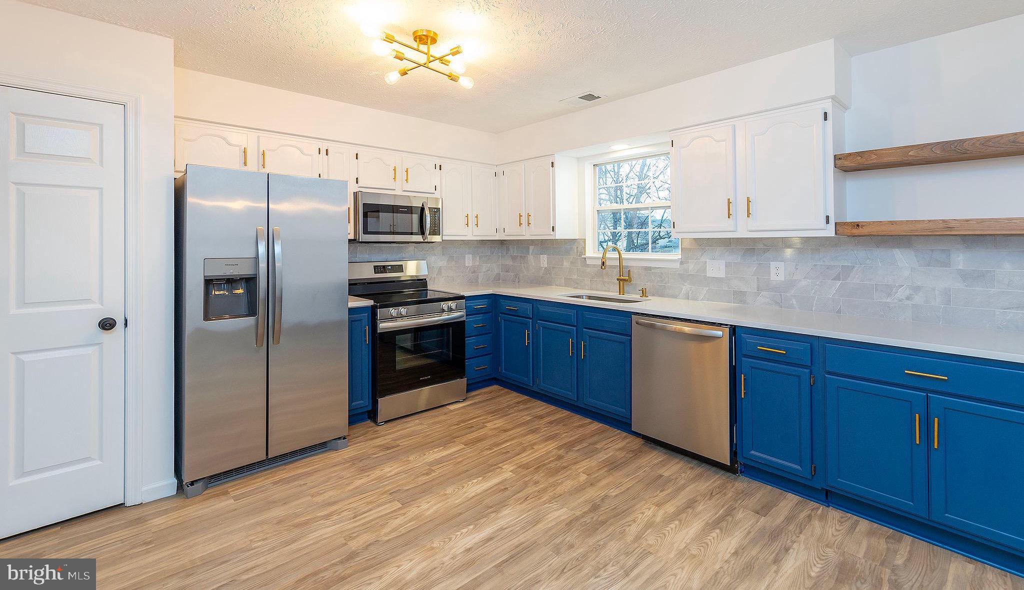 CARLISLE ESTATES - Residential