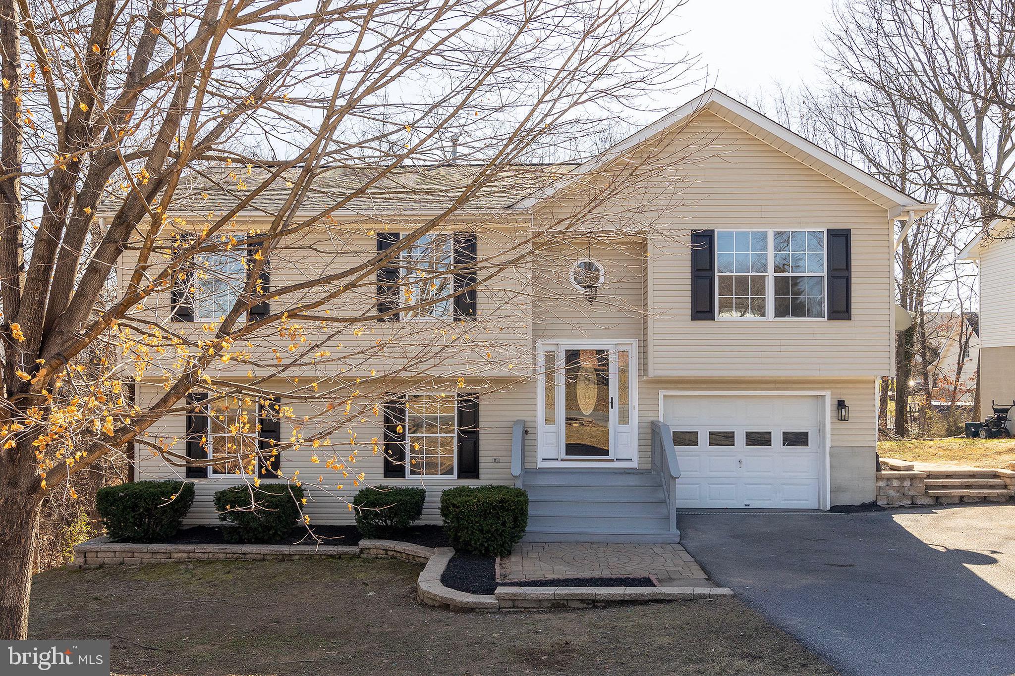 CARLISLE ESTATES - Residential