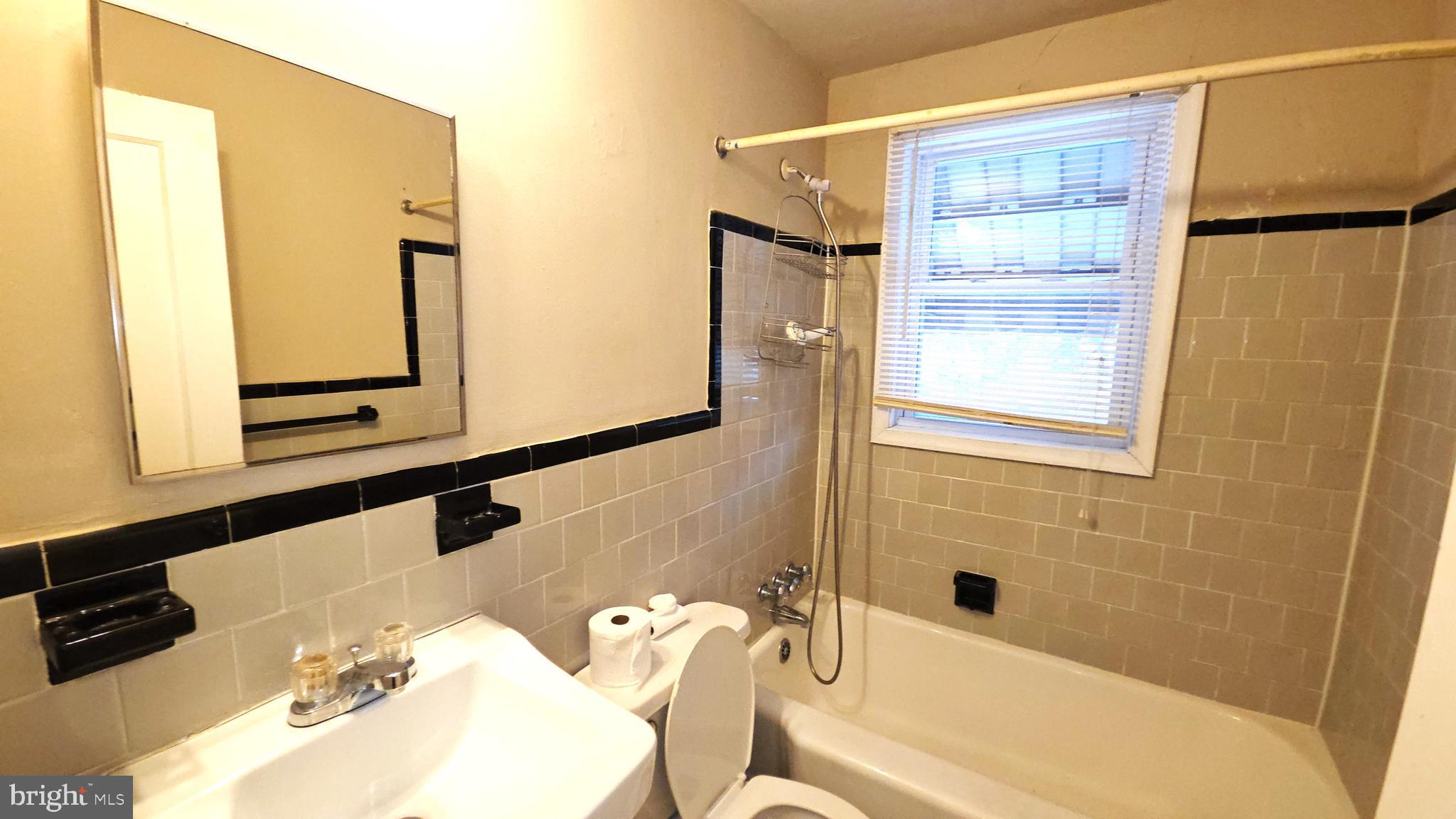 HAWTHORNE - Residential