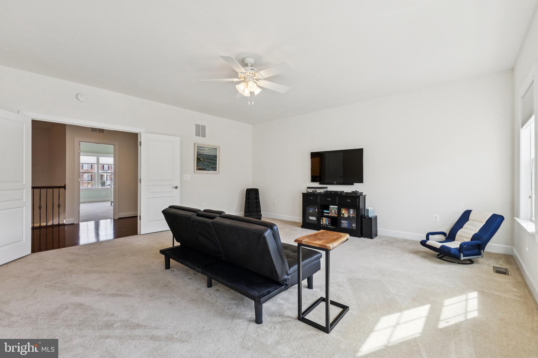 WOODLAND FARMS - Residential