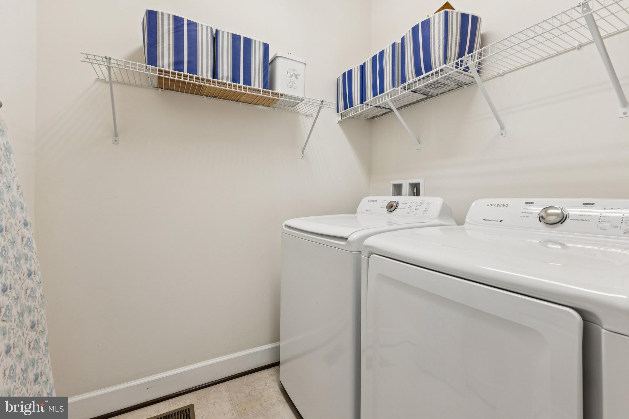 WOODLAND FARMS - Residential