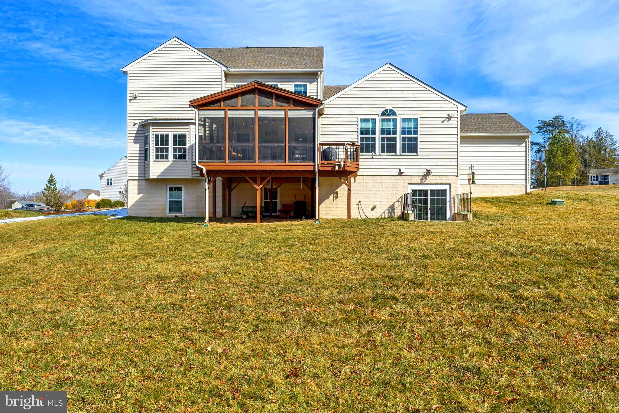 WOODLAND FARMS - Residential