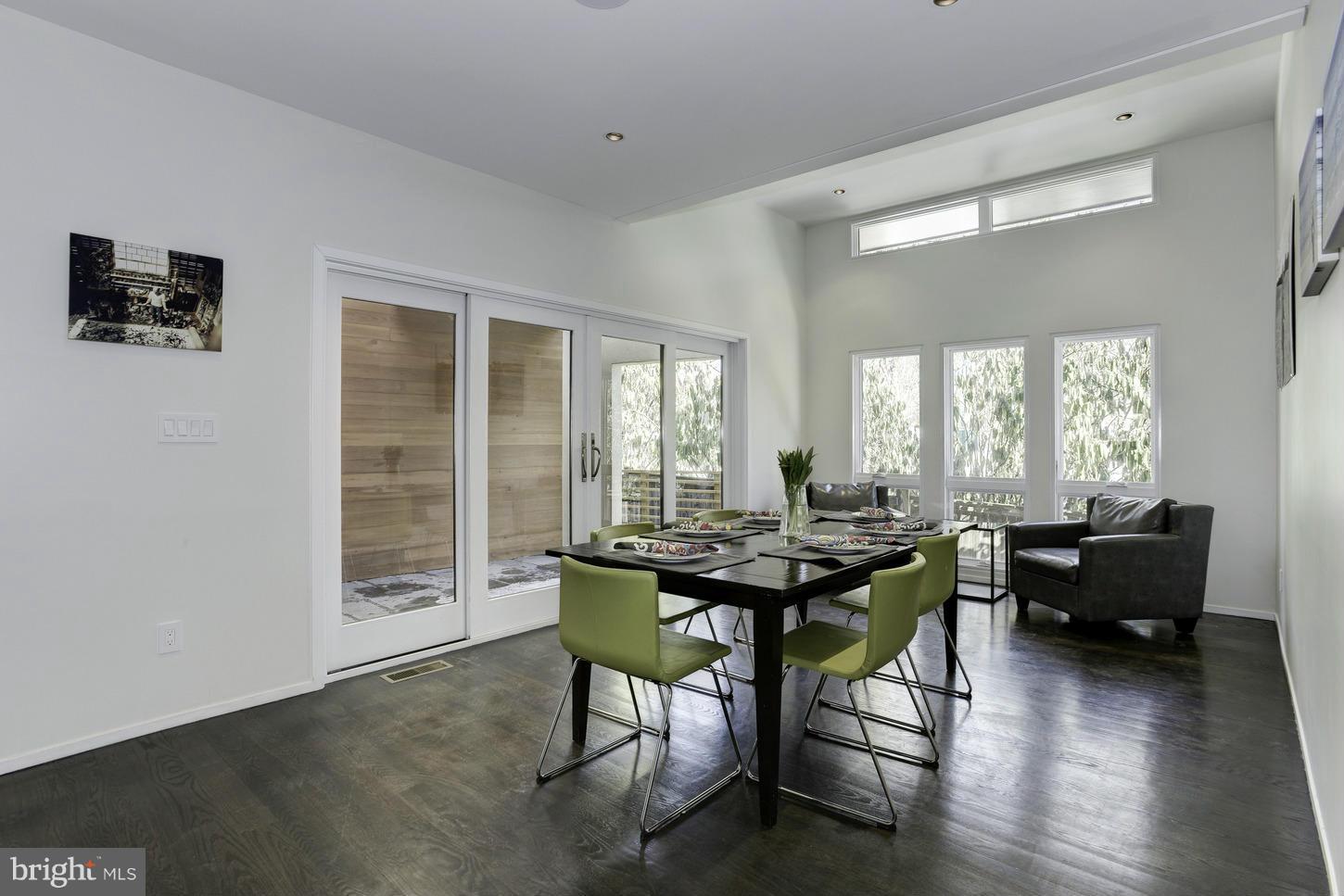 CHEVY CHASE - Residential