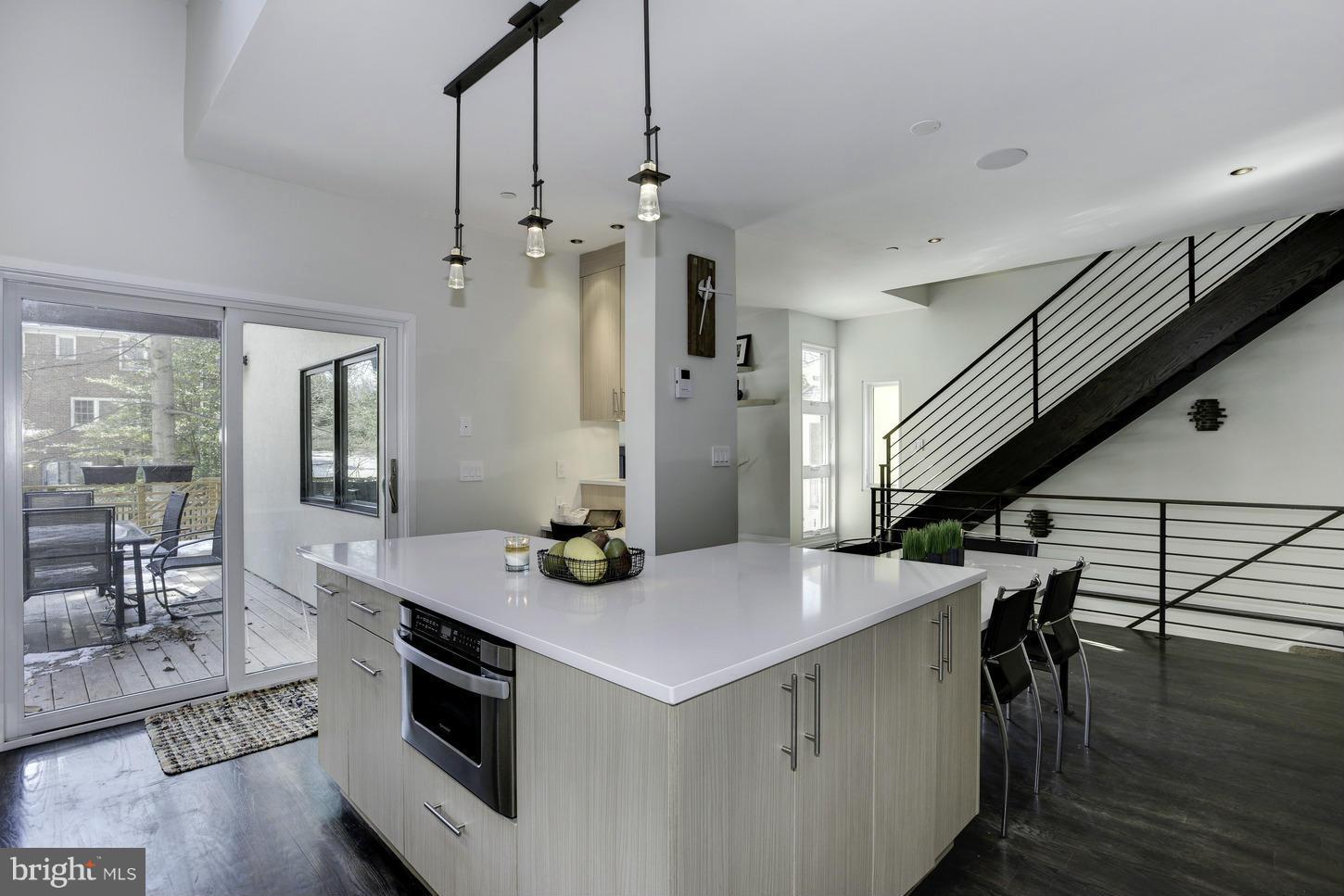 CHEVY CHASE - Residential