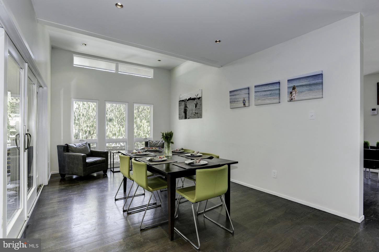 CHEVY CHASE - Residential