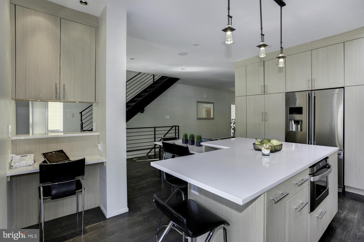 CHEVY CHASE - Residential