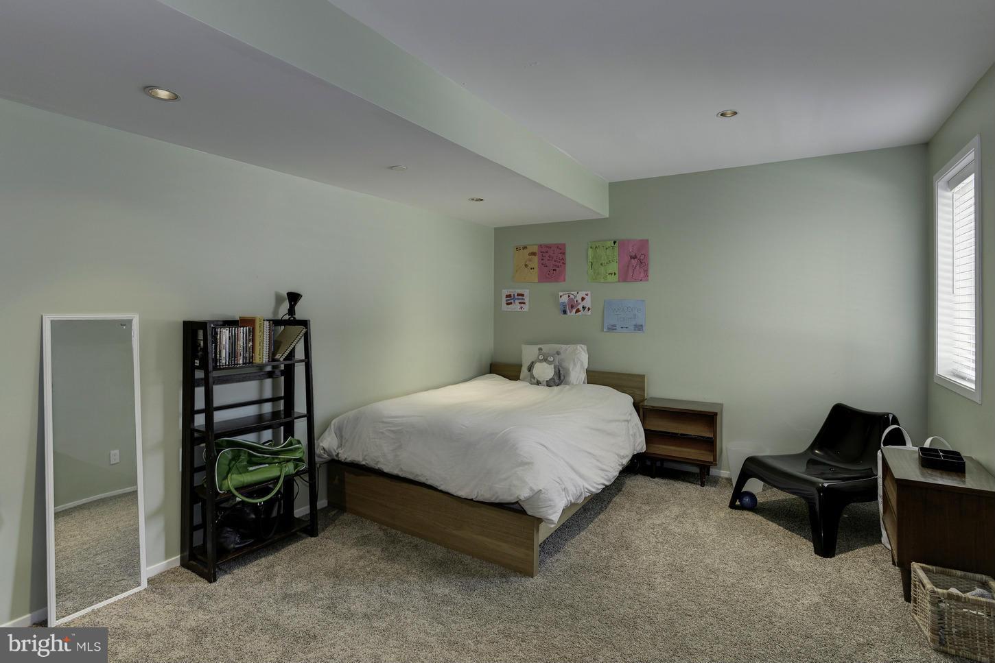 CHEVY CHASE - Residential