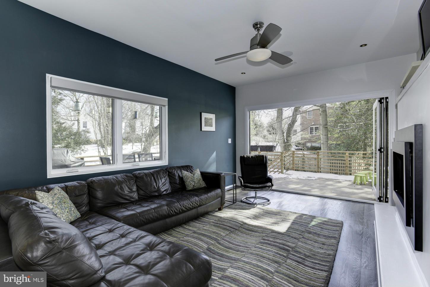 CHEVY CHASE - Residential