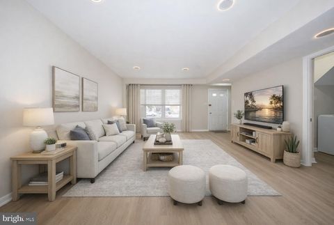 8212 CHELWYNDE AVENUE PHILADELPHIA PA 19153