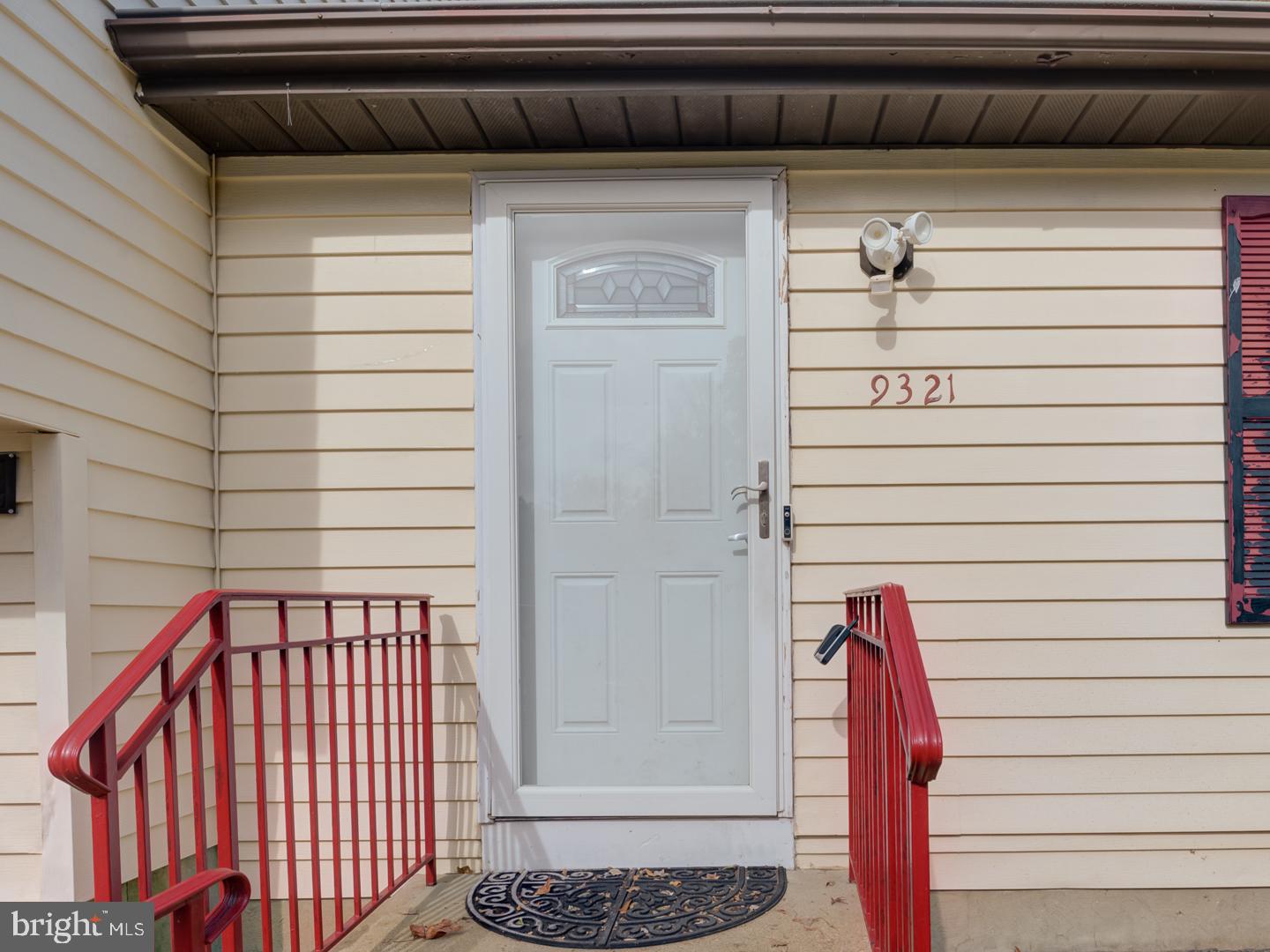 9321 LINHURST DRIVE