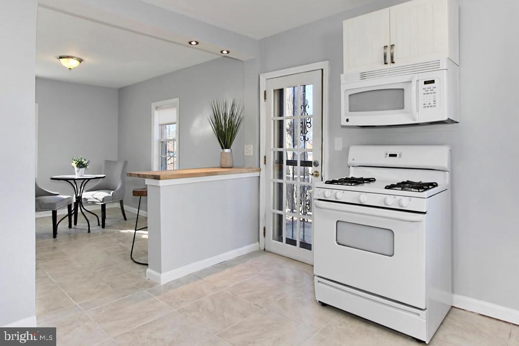 NAUCK GREEN VALLEY - Residential Lease